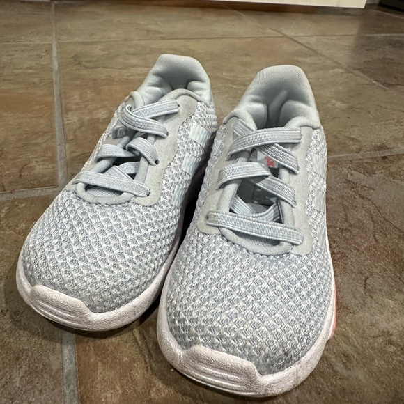 Adidas Toddler Sneakers - Picture 2 of 6